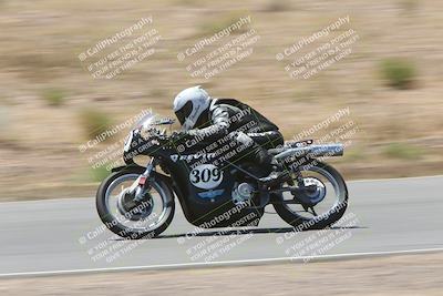 media/Apr-20-2025-AHRMA (Sun) [[393a79c373]]/Race/Group 4/Turn 4b/